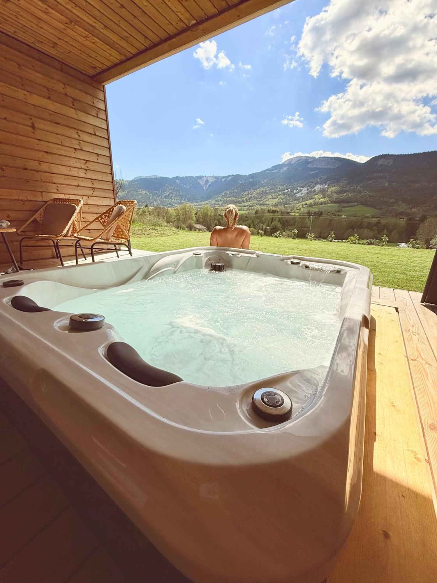 Charda Spa Seyne Exterior foto